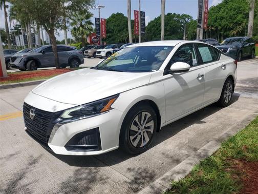 2023 Nissan Altima 2.5 S