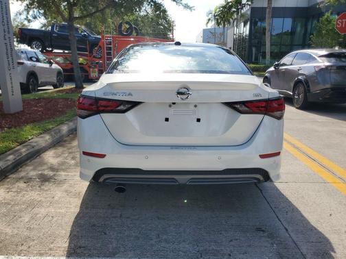 White 2023 Nissan Sentra SR