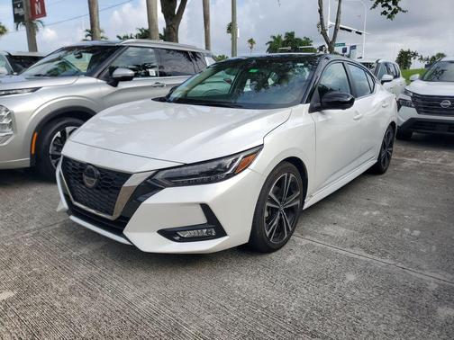 White 2023 Nissan Sentra SR