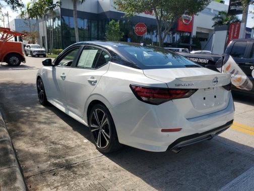 White 2023 Nissan Sentra SR