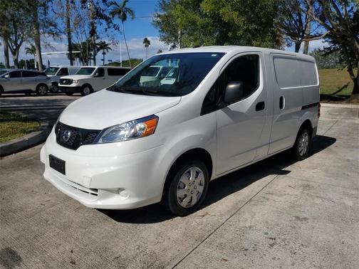 2021 Nissan NV200 S