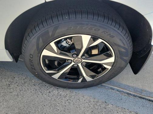 2026 Volvo XC60 B5 Core