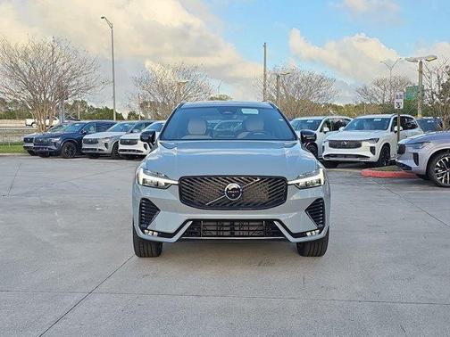 Gray Metallic 2026 Volvo XC60 B5 Plus