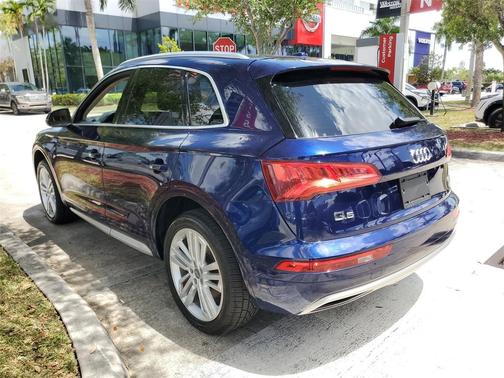 2018 Audi Q5 2.0T Premium Plus