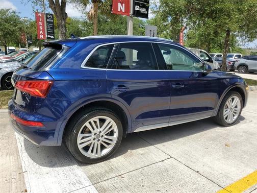 2018 Audi Q5 2.0T Premium Plus