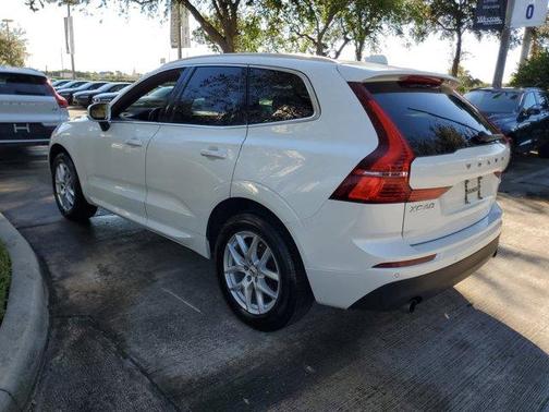 2020 Volvo XC60 T5 Momentum