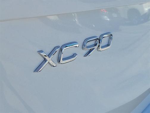 2026 Volvo XC90 Plug-In Hybrid T8 Core