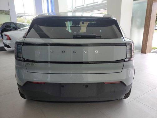 2025 Volvo EX30 Twin Motor Ultra