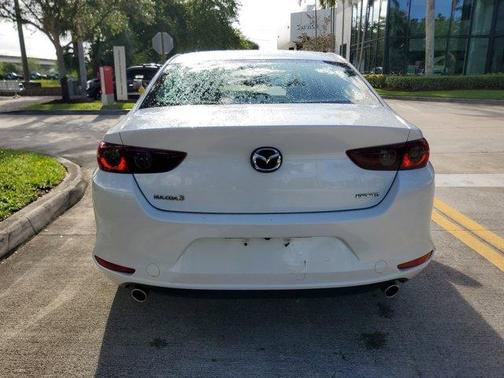 Snowflake White Pearl 2021 Mazda Mazda3 FWD