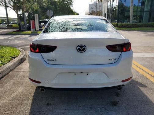 Snowflake White Pearl 2021 Mazda Mazda3 FWD