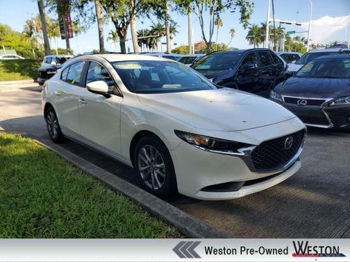 Snowflake White Pearl 2021 Mazda Mazda3 FWD