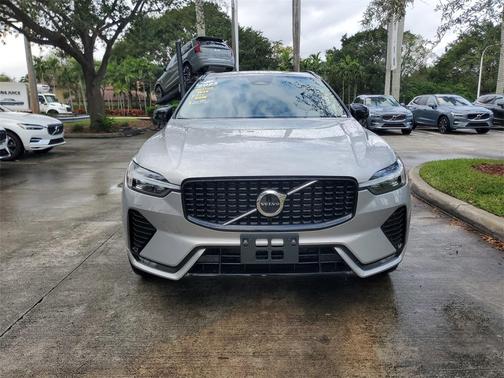 2025 Volvo XC60 B5 Core