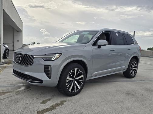 2026 Volvo XC90 B5 Core