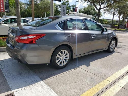 2017 Nissan Altima 2.5 S