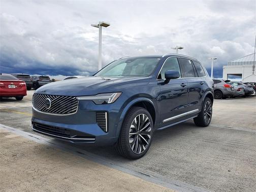 2026 Volvo XC90 B6 Plus 7-Seater