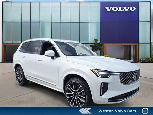 2025 Volvo XC90 B6 Ultra