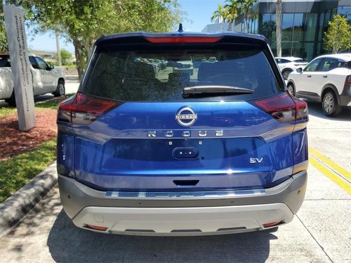 2022 Nissan Rogue SV