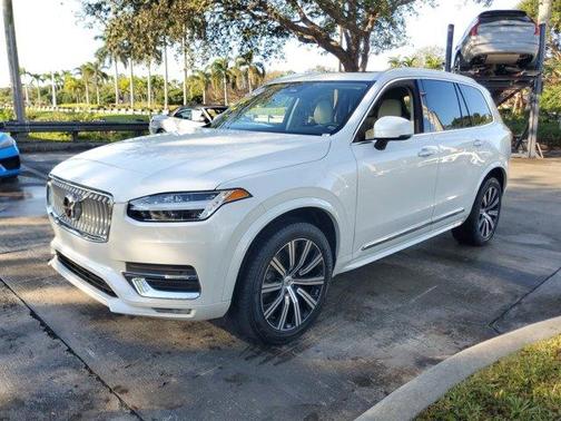 2024 Volvo XC90 B5 Core Bright Theme