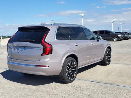 Aurora Blue 2026 Volvo XC90 B6 Ultra Dark Theme 7-Seater