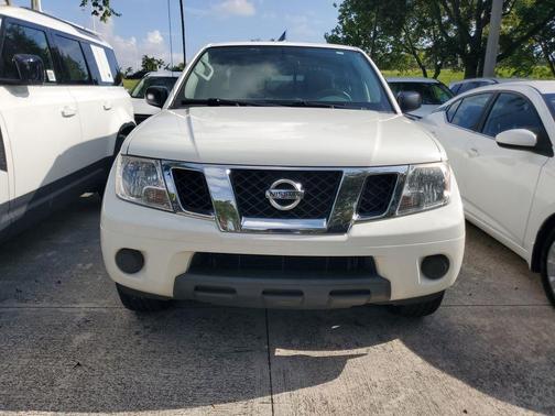 Glacier White 2019 Nissan Frontier SV