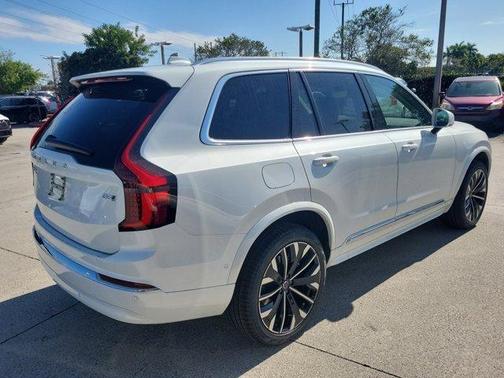 2026 Volvo XC90 B5 Plus 7-Seater