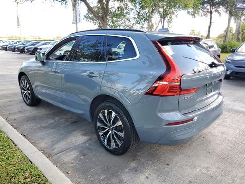 2023 Volvo XC60 B5 Core
