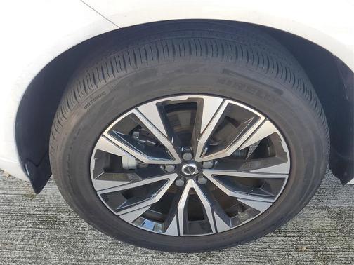 2023 Volvo XC60 B5 Core