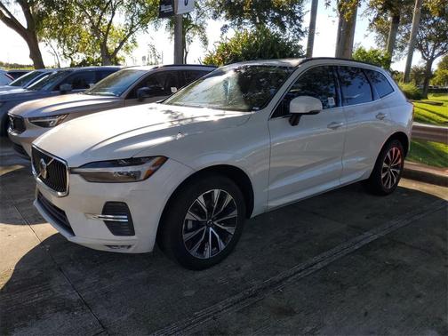 2023 Volvo XC60 B5 Core