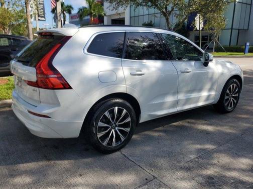 2023 Volvo XC60 B5 Core