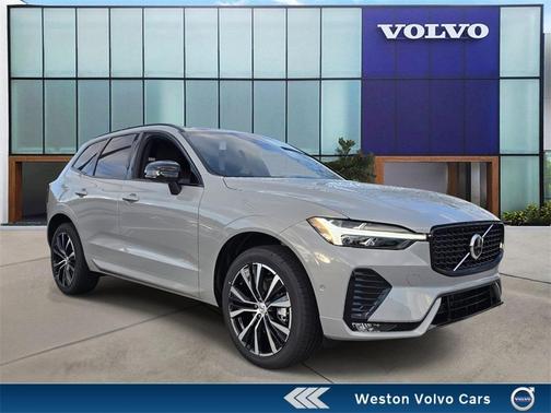 2025 Volvo XC60 B5 Plus