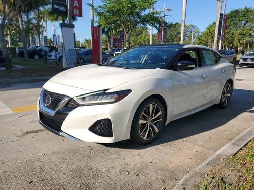 White 2019 Nissan Maxima 3.5 SL