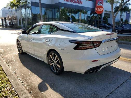 White 2019 Nissan Maxima 3.5 SL