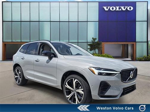 2025 Volvo XC60 Plug-In Hybrid T8 Ultra