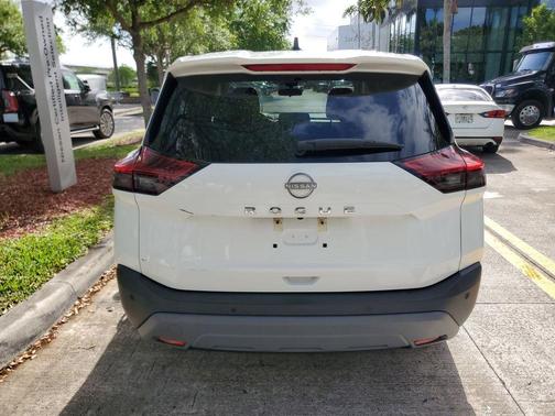 Glacier White 2023 Nissan Rogue S