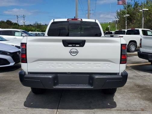2026 Nissan Frontier S