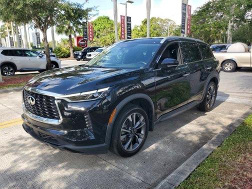 Mineral Black 2023 INFINITI QX60 Luxe