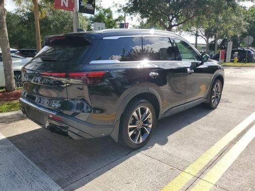 Mineral Black 2023 INFINITI QX60 Luxe