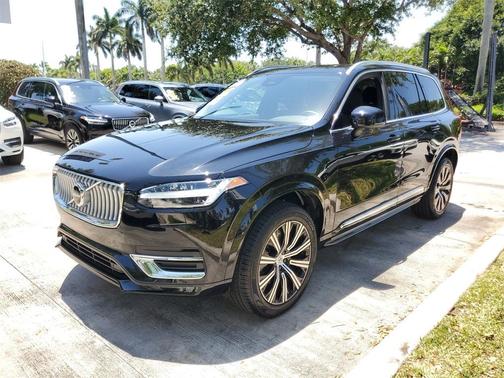 2024 Volvo XC90 B5 Core Bright Theme