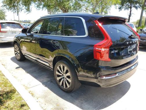 2024 Volvo XC90 B5 Core Bright Theme