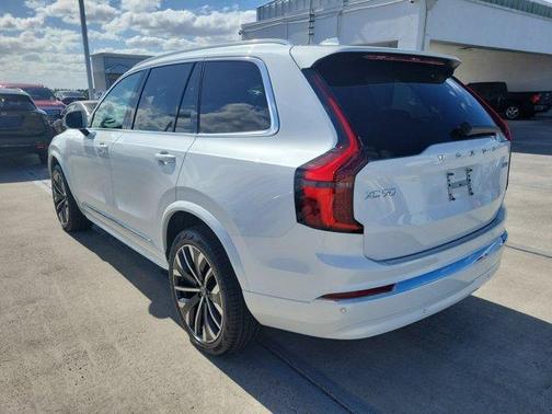 2026 Volvo XC90 B5 Core