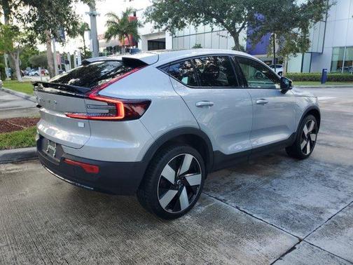 Silver 2023 Volvo C40 Recharge Pure Electric Twin Plus