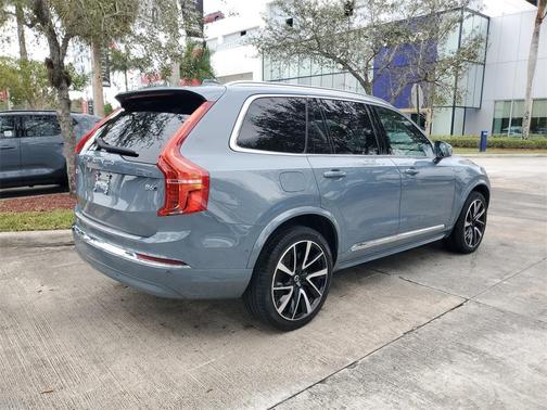 2023 Volvo XC90 B6 Plus 7-Seater