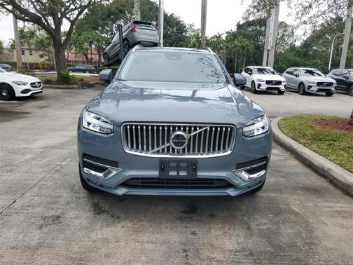 2023 Volvo XC90 B6 Plus 7-Seater