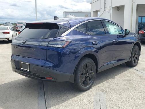 Deep Ocean Blue 2026 Nissan Murano SV