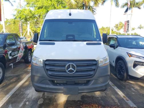 2025 Mercedes-Benz Sprinter 2500 144 WB