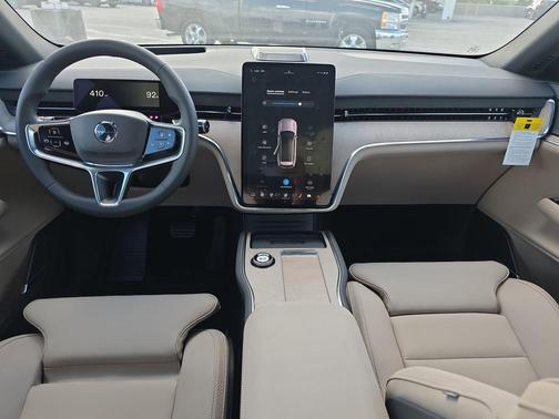 Silver 2026 Volvo EX90 PLUS