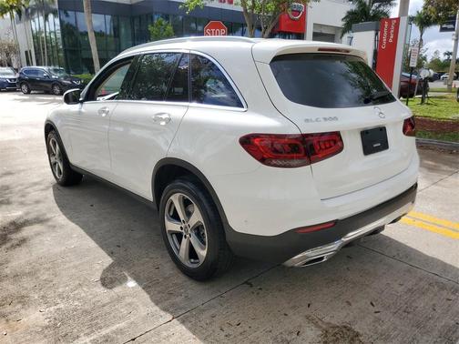 2022 Mercedes-Benz GLC 300 Base