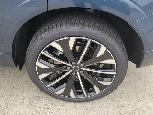 2026 Volvo XC60 Plug-In Hybrid T8 Ultra