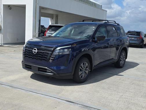 Deep Ocean Blue 2026 Nissan Pathfinder SV