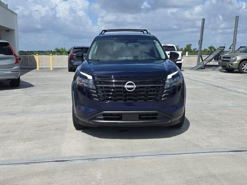 Deep Ocean Blue 2026 Nissan Pathfinder SV